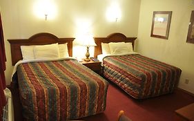 Shepherd Mountain Inn & Suites